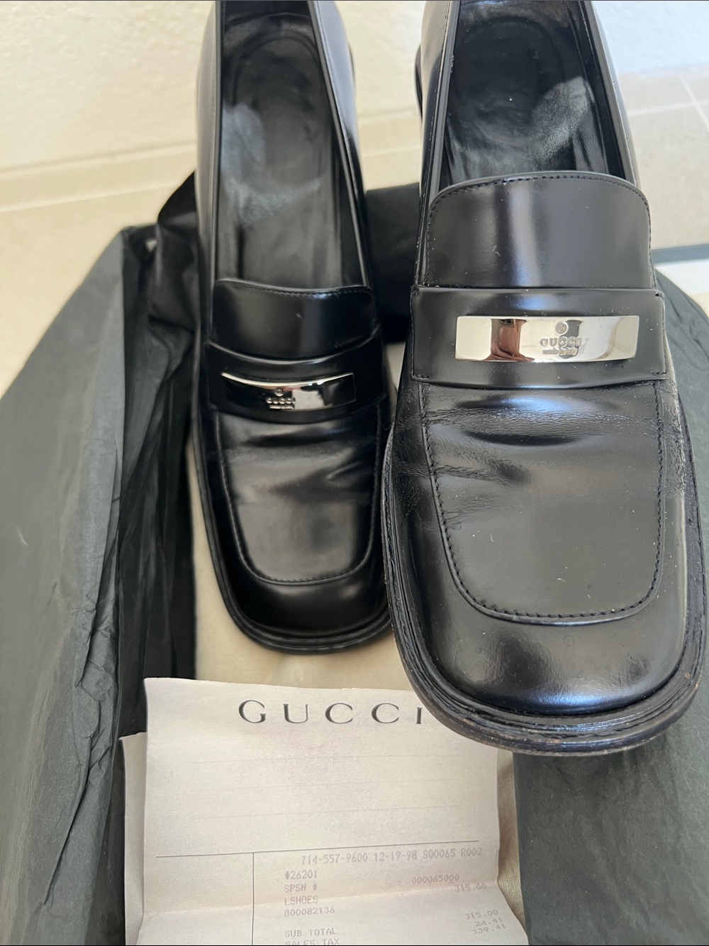 Gucci Vintage Black Women’s Loafers - Picture 7 of 7